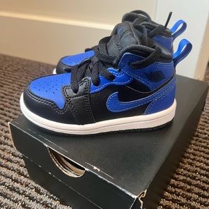 Jordon 1 Mid